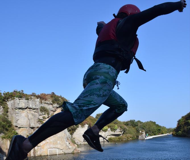Freshwater Coasteering: a safe cliff jump for families! 